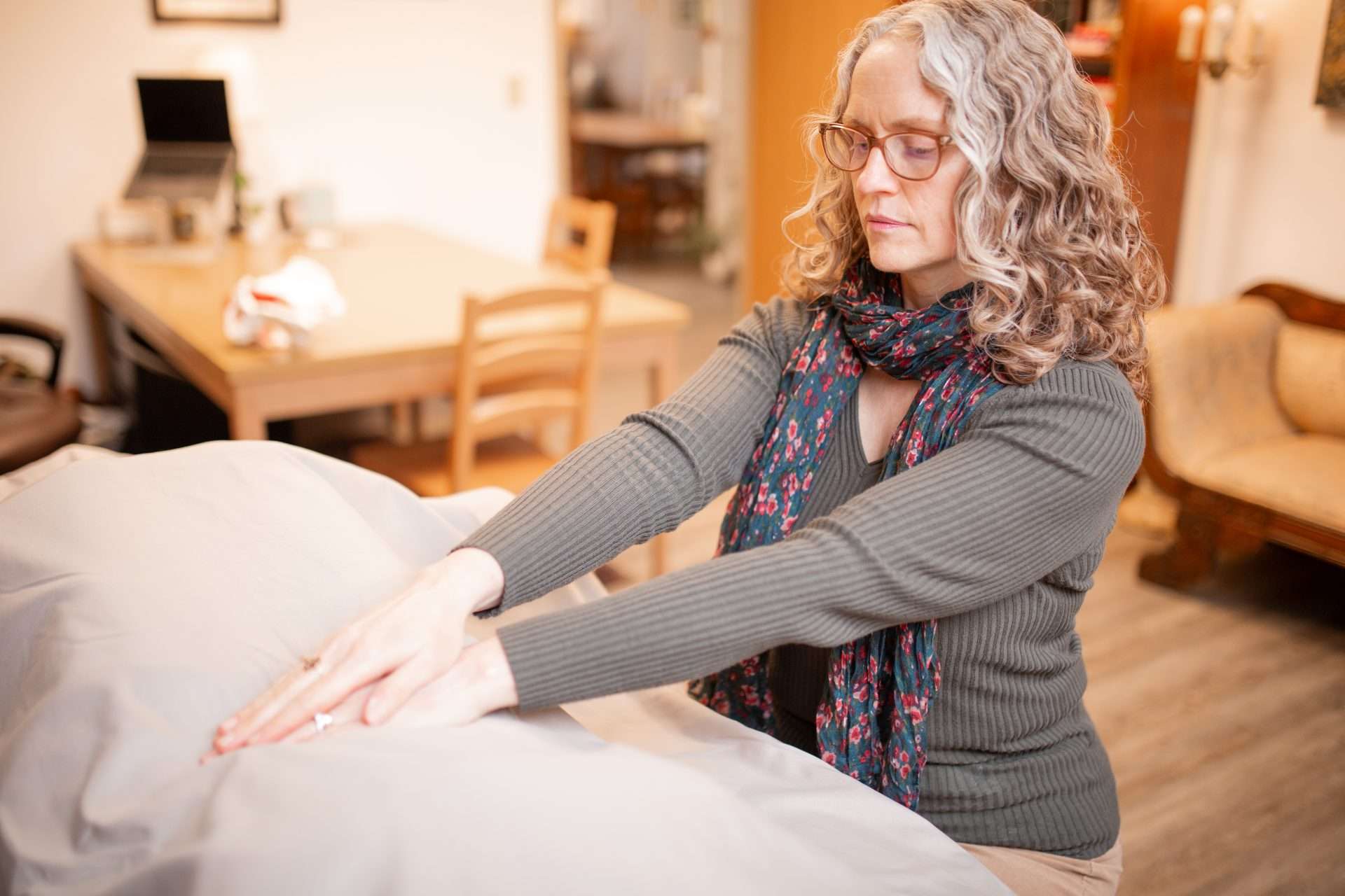 Holistic Pelvic Care™ in Portland, Oregon: A Gentle, Integrative Approach to Pelvic Floor Healing